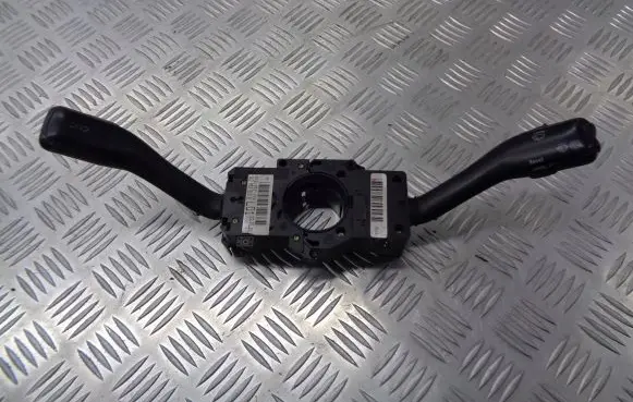 Skoda Octavia Mk1 (1U) Headlight wiper switch 8L0953513G