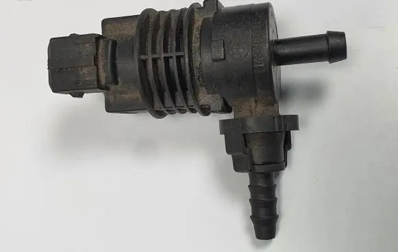 Mercedes-Benz S W140 Turbo solenoid valve 1433602