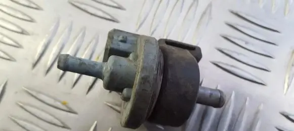 Valve vacuum
