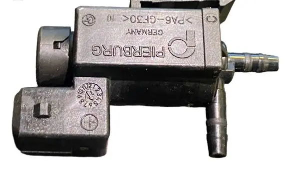 BMW 5 F10 F11 Turbo solenoid valve 7810831 70231800