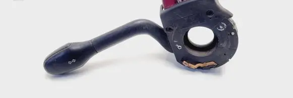 Volkswagen PASSAT B4 Indicator stalk 88S97