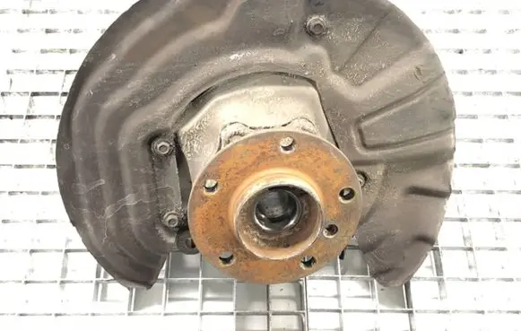 BMW X3 F25 Front wheel hub spindle knuckle