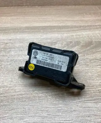 Volkswagen Touran I ESP acceleration yaw rate sensor 1K0907655C