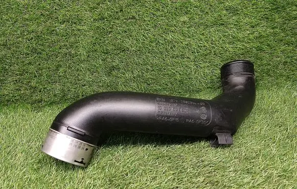 BMW 5 F10 F11 Intercooler hose/pipe 7582314 1371758231405 23557610