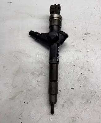 Fuel injector