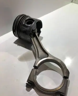 Land Rover Range Rover Sport L320 Piston with connecting rod
