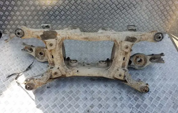 Suzuki Grand Vitara II Rear subframe 
