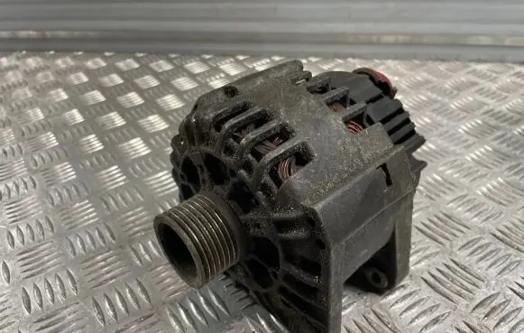 Nissan Primera Generator/alternator 8200086162 2542554D 403001145