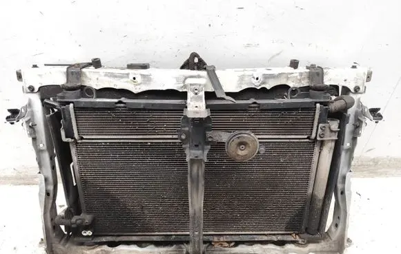 Toyota Auris E180 Radiator set 16040-0T540 422750-4594