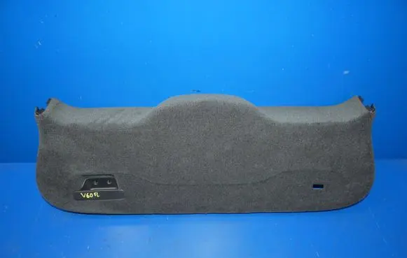 Volvo V60 Tailgate trim 