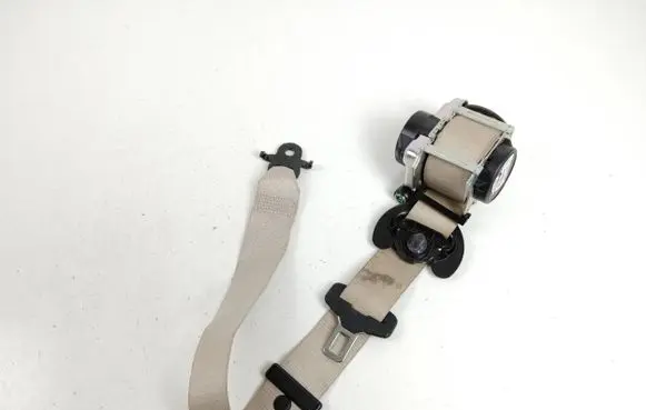 BMW X5 F15 Front seatbelt 7343627