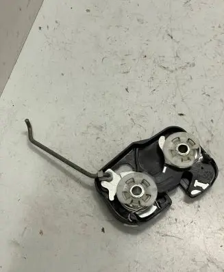 Audi Q5 SQ5 Seat back rest lock catch 126514C04