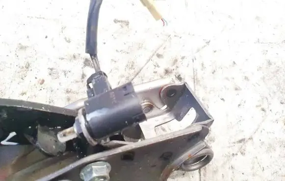 Toyota Corolla Verso AR10 Brake pedal sensor switch