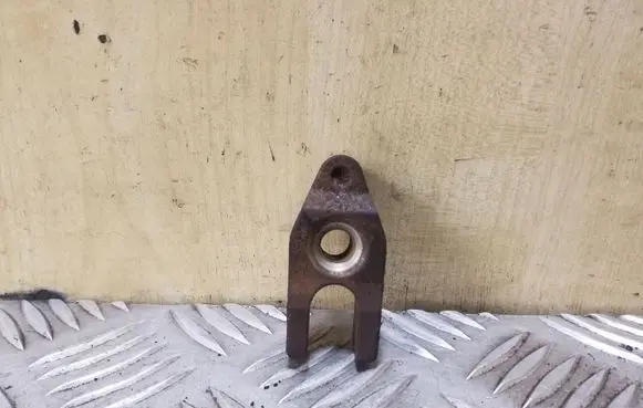 Toyota Auris E180 Fuel Injector clamp holder