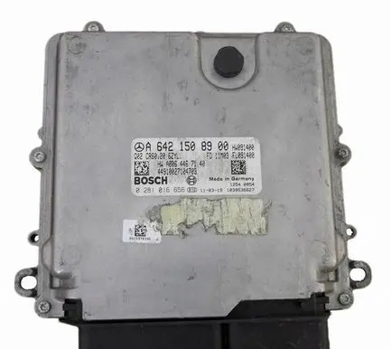 Mercedes-Benz E W212 Engine control unit/module A6421508900