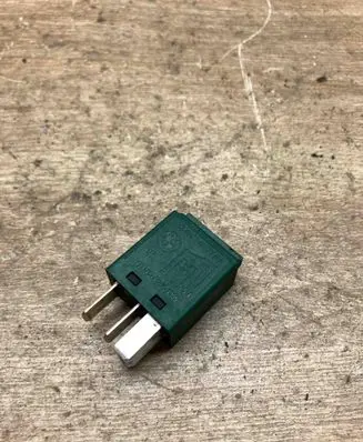 BMW X5 E70 Other relay 6980177 V23145A1101X105