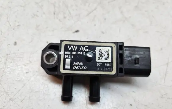 Volkswagen Golf Sportsvan Exhaust gas pressure sensor 03N906051B