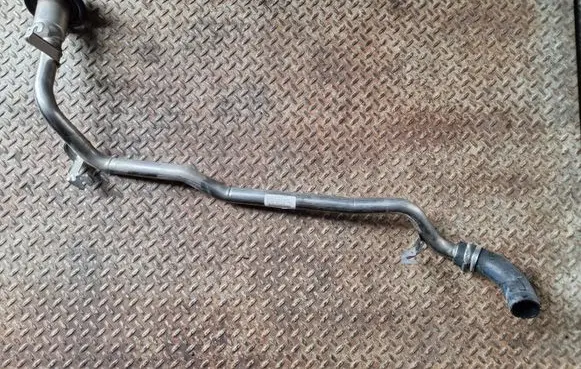 Fuel tank filler neck pipe