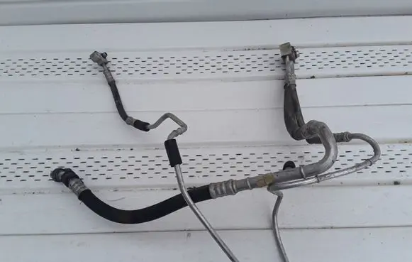 Opel Astra H Air conditioning (A/C) pipe/hose