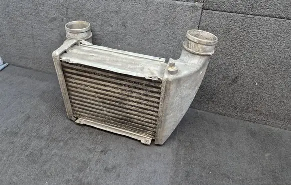 Audi RS6 C5 Intercooler radiator 077145806F