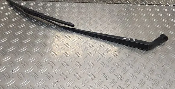 Toyota Avensis T250 Windshield/front glass wiper blade 