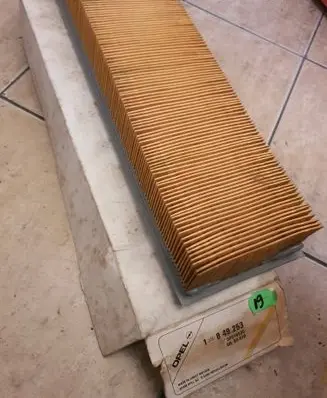 Opel Kadett E Air filter 90016535 GR03410 1849253