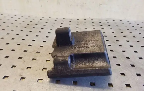 Land Rover Range Rover Sport L320 Engine mounting bracket 6H409A398AA