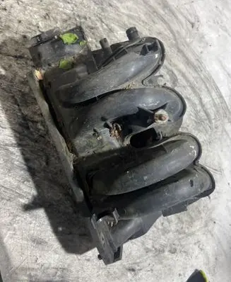Renault Clio II Intake manifold 7700274286 7700273860
