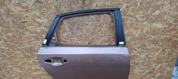 KIA Ceed Rear door C10972