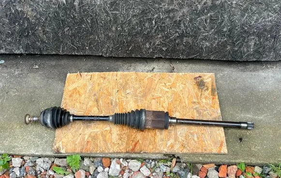 BMW 7 F01 F02 F03 F04 Front driveshaft 7606026