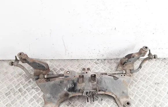 Nissan Almera Tino Front subframe