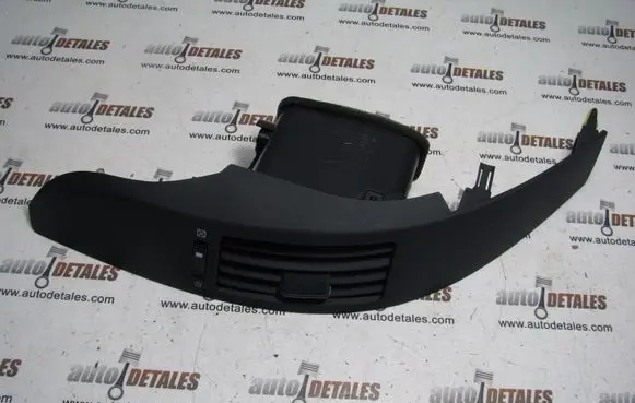 Toyota Corolla Verso AR10 Dash center air vent grill 5568064020