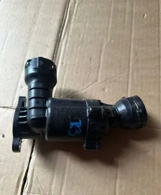 Audi A5 Thermostat/thermostat housing 04L121111H