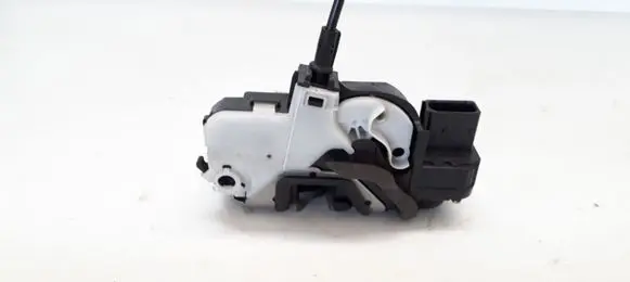 Opel Insignia A Front door lock 3023880RH2
