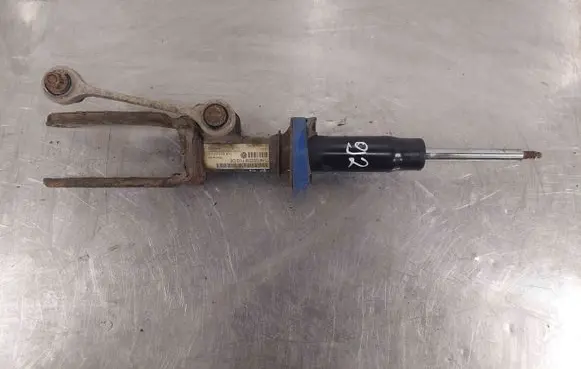 Volkswagen Touareg I Front shock absorber/damper 7L6412022M 7L6413032L