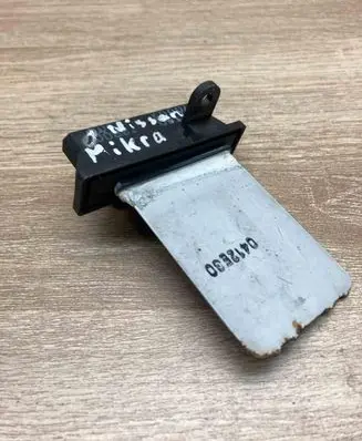 Nissan Micra Heater blower motor/fan resistor 2715072B00