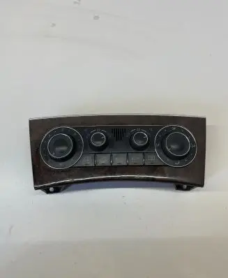 Mercedes-Benz C W203 Climate control unit 2038301785