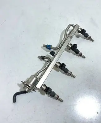 Opel Astra J Fuel injectors set 55355609