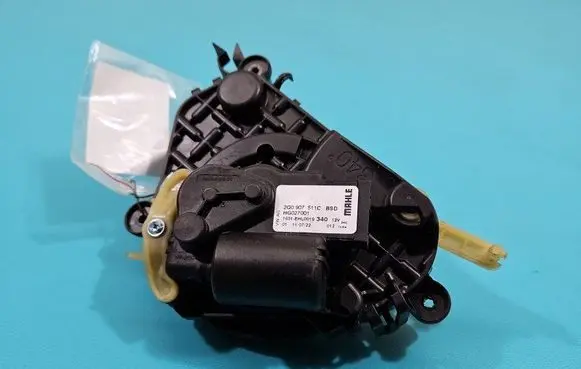 Seat Arona A/C air flow flap actuator/motor 2Q0907511C IMPRK1474381