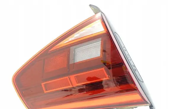 Volkswagen PASSAT B8 Tailgate rear/tail lights 3G5945093F