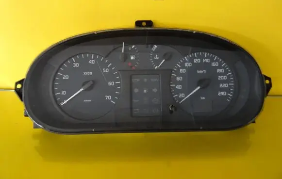 Renault Scenic I Speedometer (instrument cluster) 7700427900C
