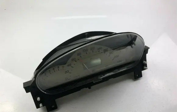 Mercedes-Benz A W168 Speedometer (instrument cluster) A1685407211 G1303