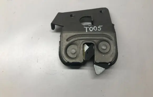 BMW 2 F22 F23 Rear seat headrest 7112863
