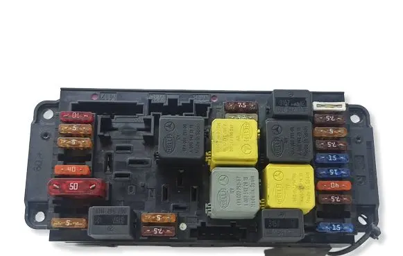 Mercedes-Benz C W203 SAM control unit 2035452801