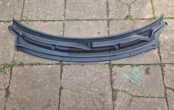 Ford Explorer V Wiper trim BB537802222 BB537802222AK