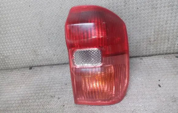 Toyota RAV 4 (XA20) Rear/tail lights