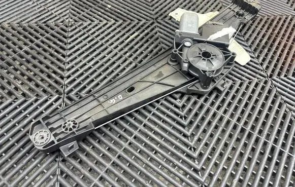 Peugeot 3008 II Rear door window regulator with motor 9830388880