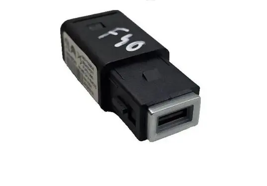 Citroen DS7 Crossback USB socket connector 98217039DX