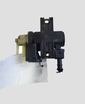 Renault Trafic III (X82) Turbo solenoid valve 8200790180 70181405
