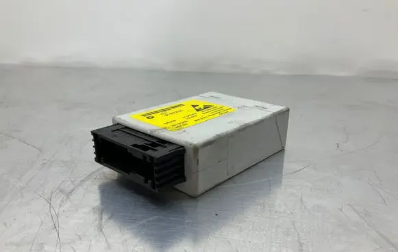 BMW 5 E60 E61 Center console control module 9183233 731979 28137346